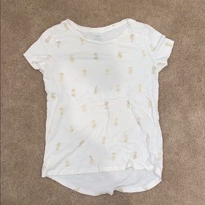 White golden pineapple short sleeve graphic tee